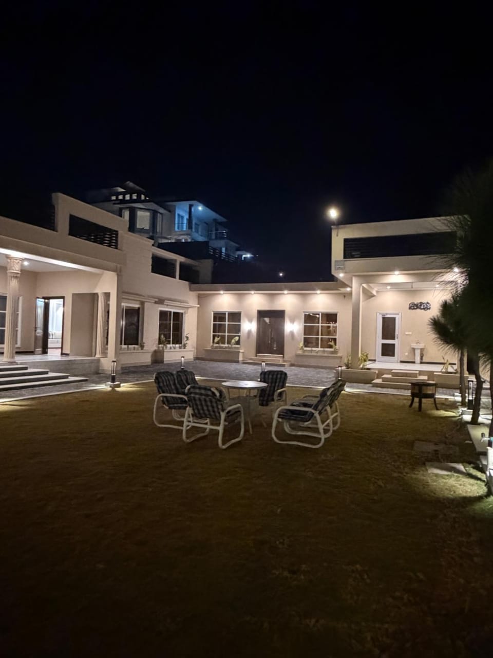 Emerald Farm House Isbd Villa in Islamabad Capital Territory