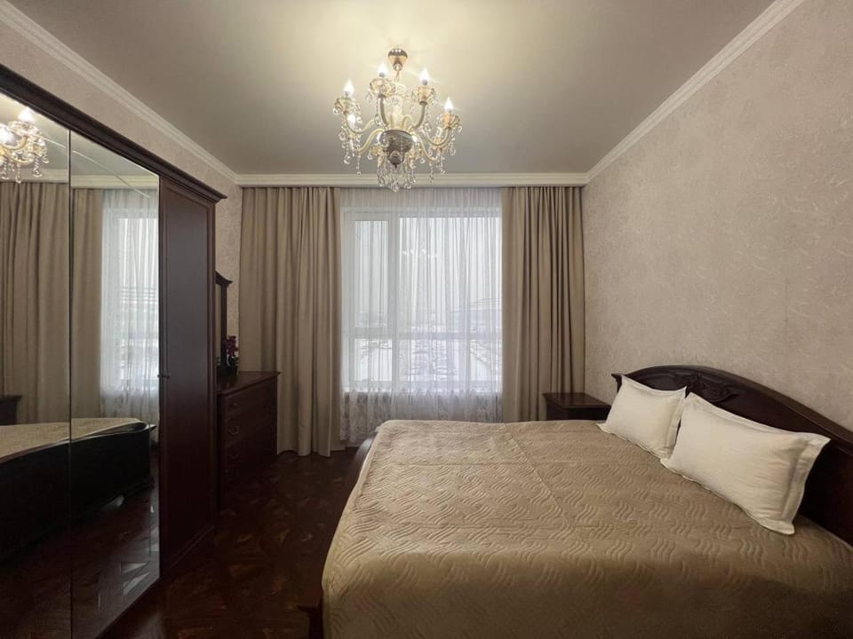 Bedroom, wardrobe