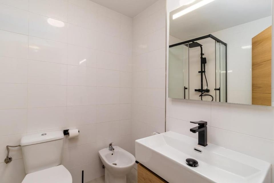 Bonito piso con piscina y garaje Apartment in Cantabria