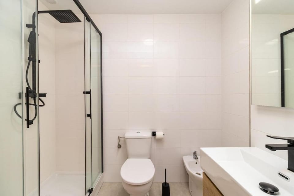 Bonito piso con piscina y garaje Apartment in Cantabria