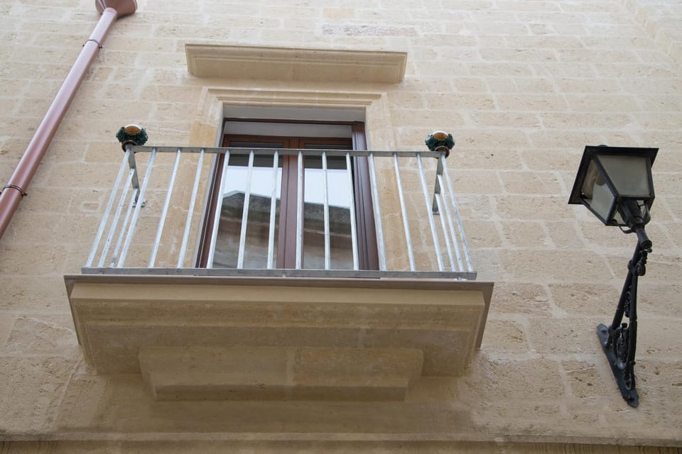 Property building, Balcony/Terrace, Balcony/Terrace, Sunrise