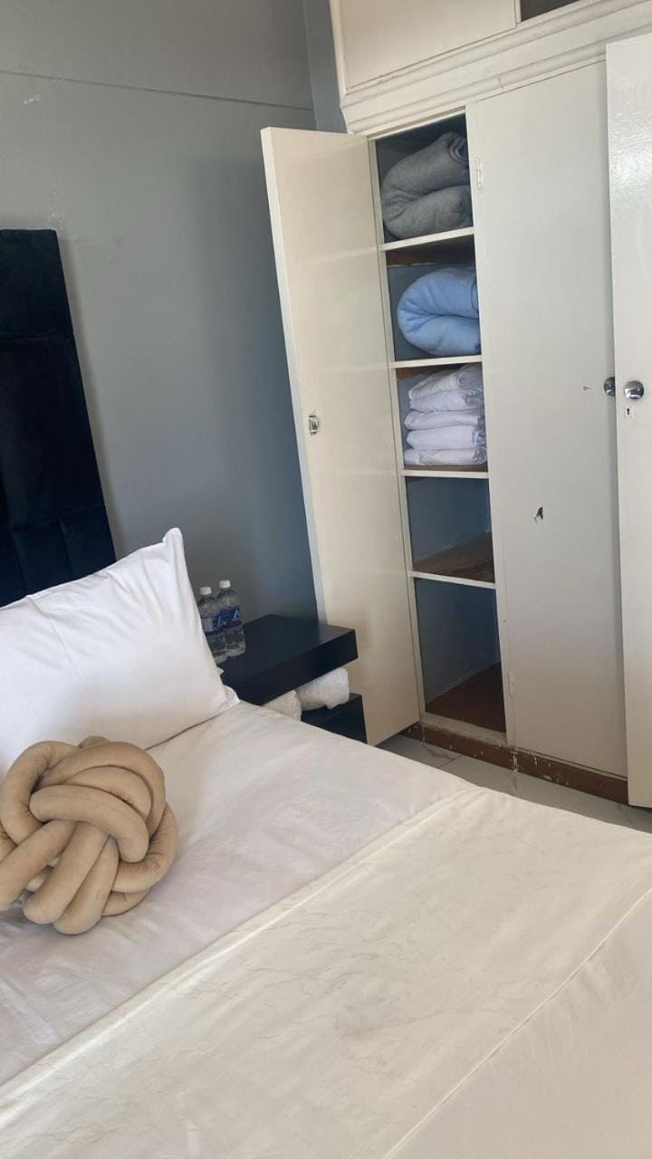 Crown apartment Apartment in Harare