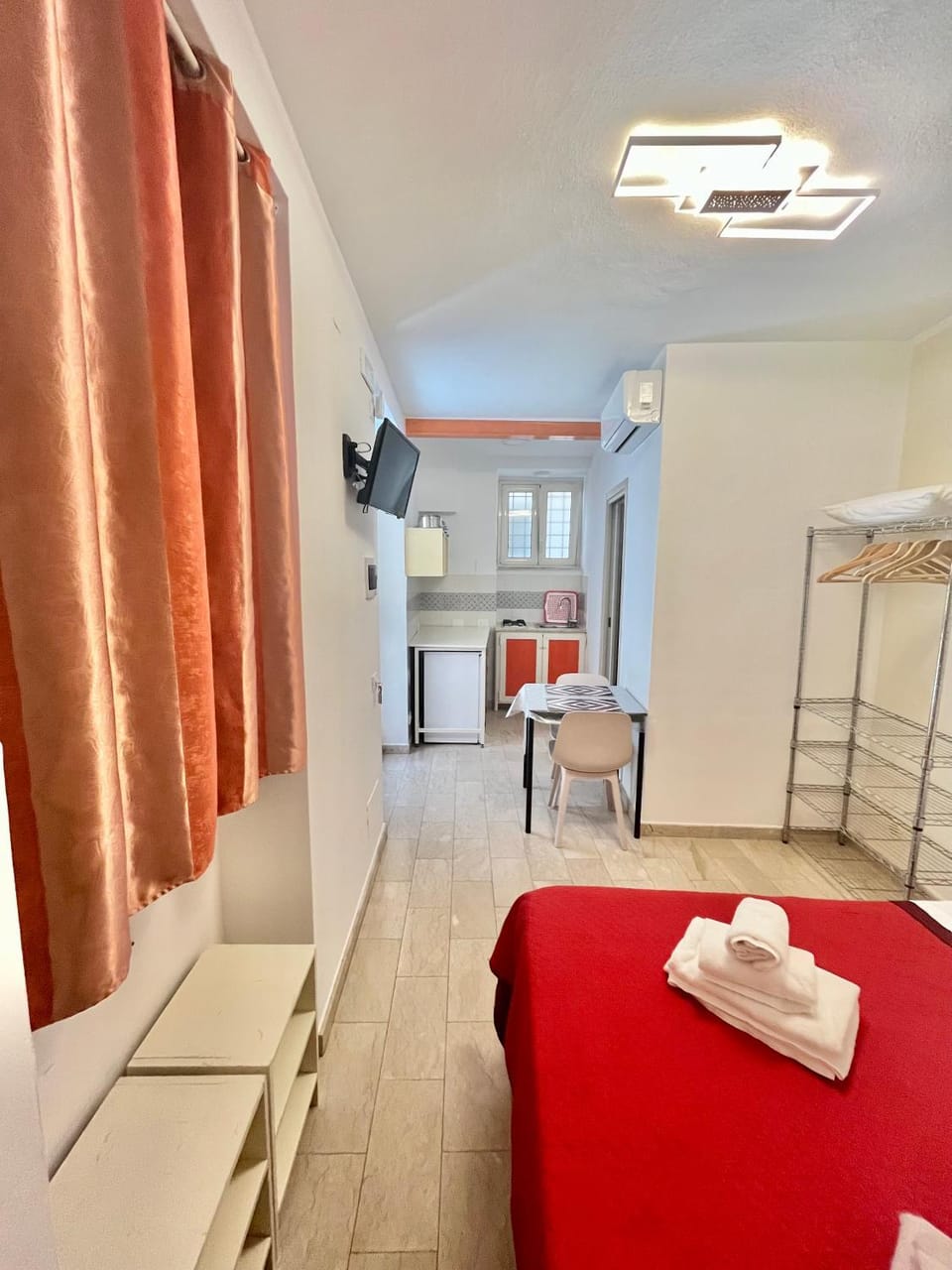 Studio Osnao Historic City Center Apartment in Cefalu