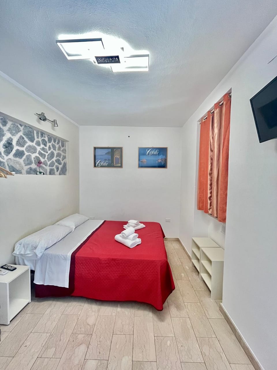 Studio Osnao Historic City Center Apartment in Cefalu