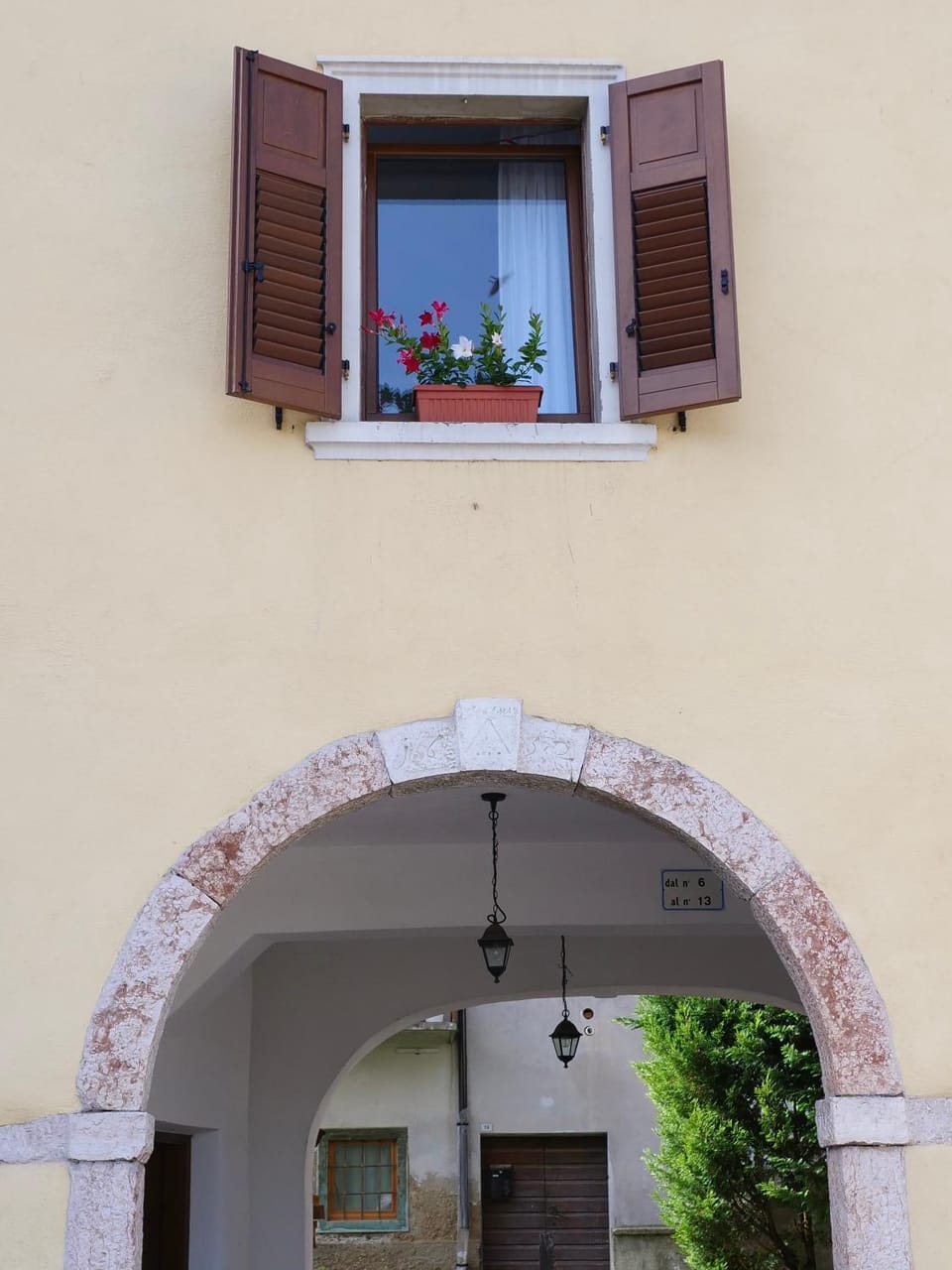 Property building, Facade/entrance