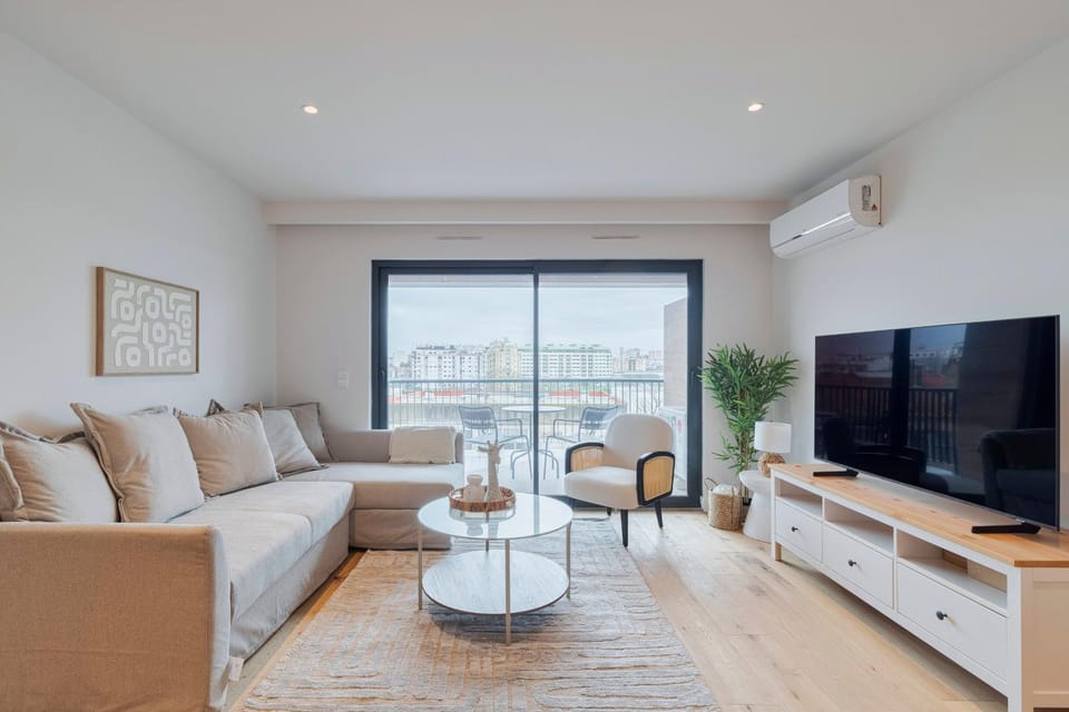 TV and multimedia, Living room, air conditioner