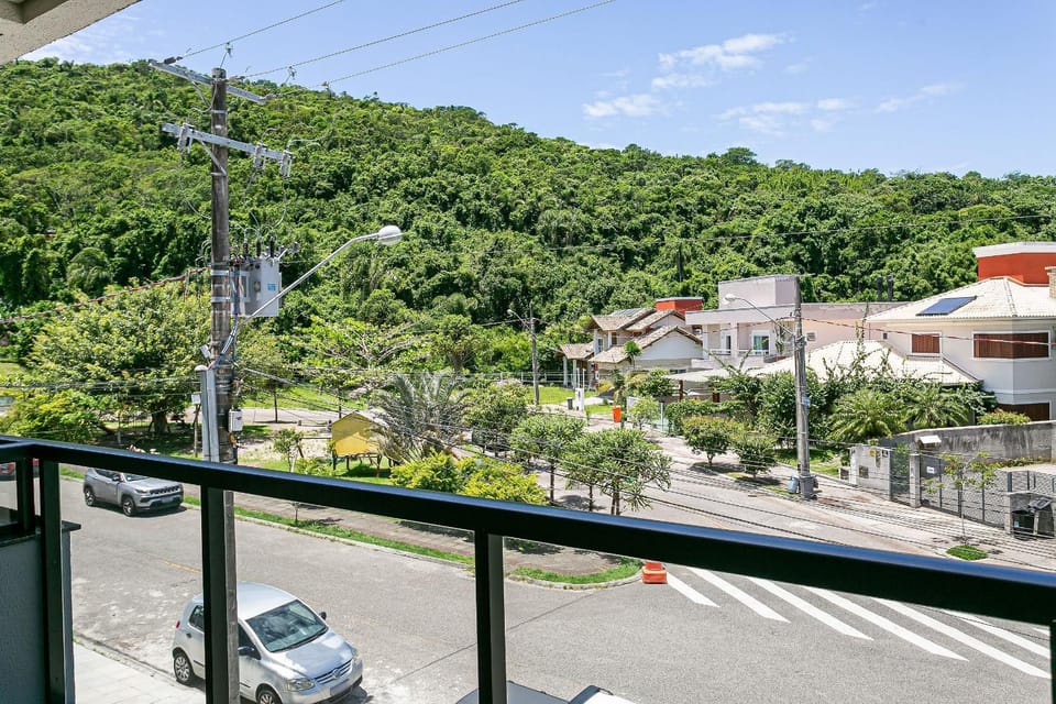Day, Neighbourhood, Mountain view, Street view