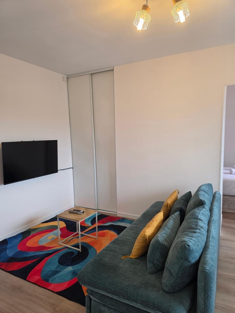 TV and multimedia, Living room, Seating area