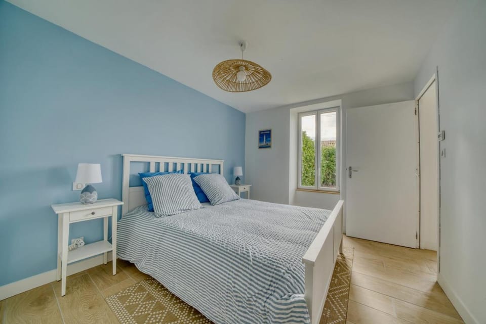 Bedroom, storage