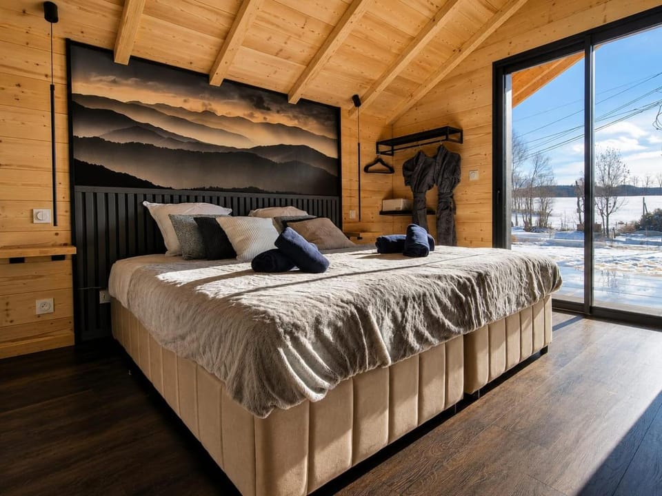 Patio, Bed, Bedroom