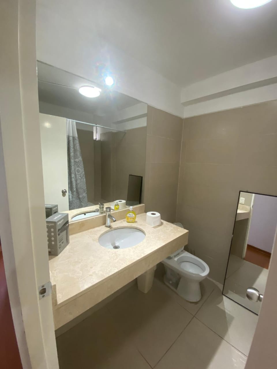 Hermoso apartamento de 3 habitaciones frente a parque en San Isidro Apartment in San Isidro