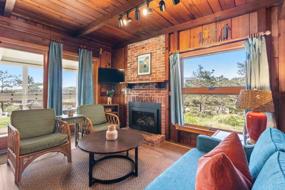 Steps to Lecount Hollow Beach Dogs Welcome House in Wellfleet