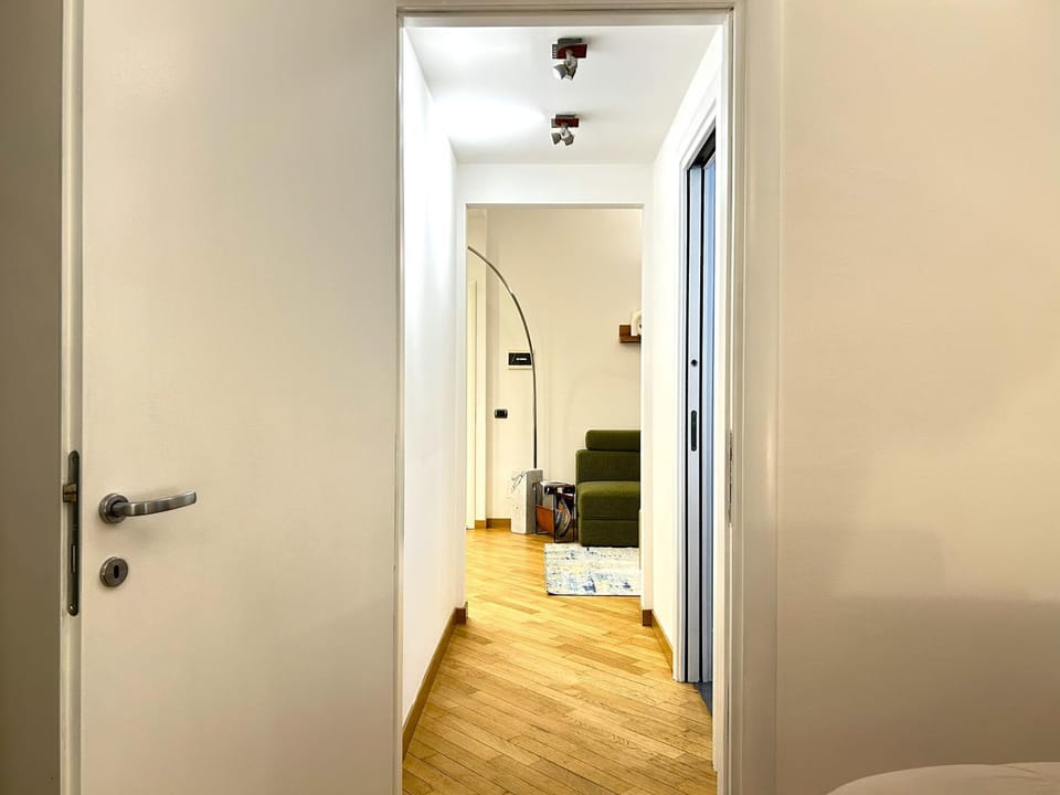 The Secret Garden Suite - soli 100 m dalla metropolitana Apartment in Milan