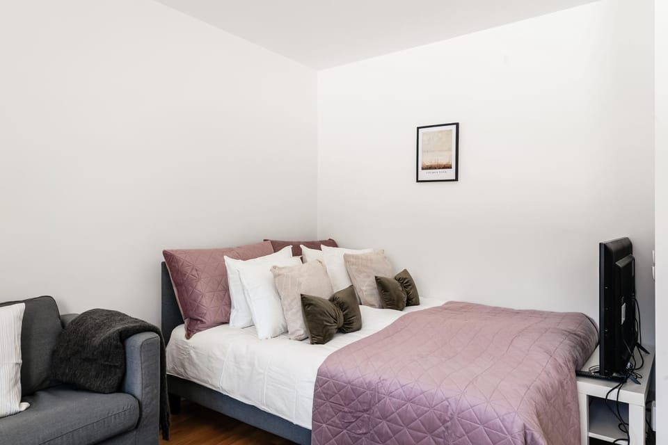 New Stylish Local Apartment in Barkarbystaden Apartment in Stockholm