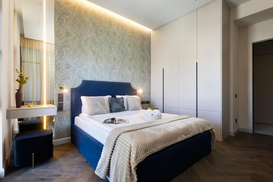 Bed, Bedroom, wardrobe