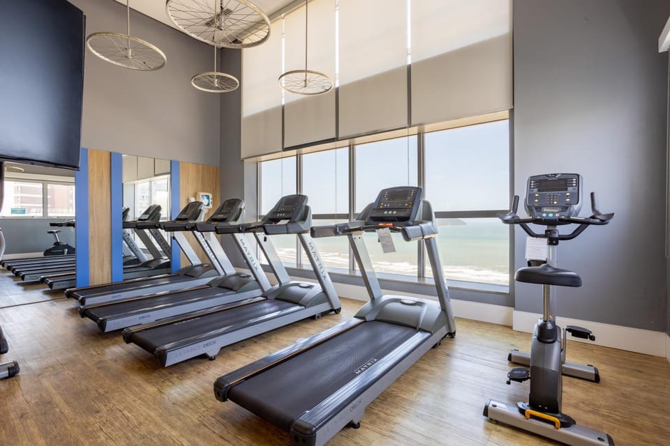 Fitness centre/facilities, Sea view