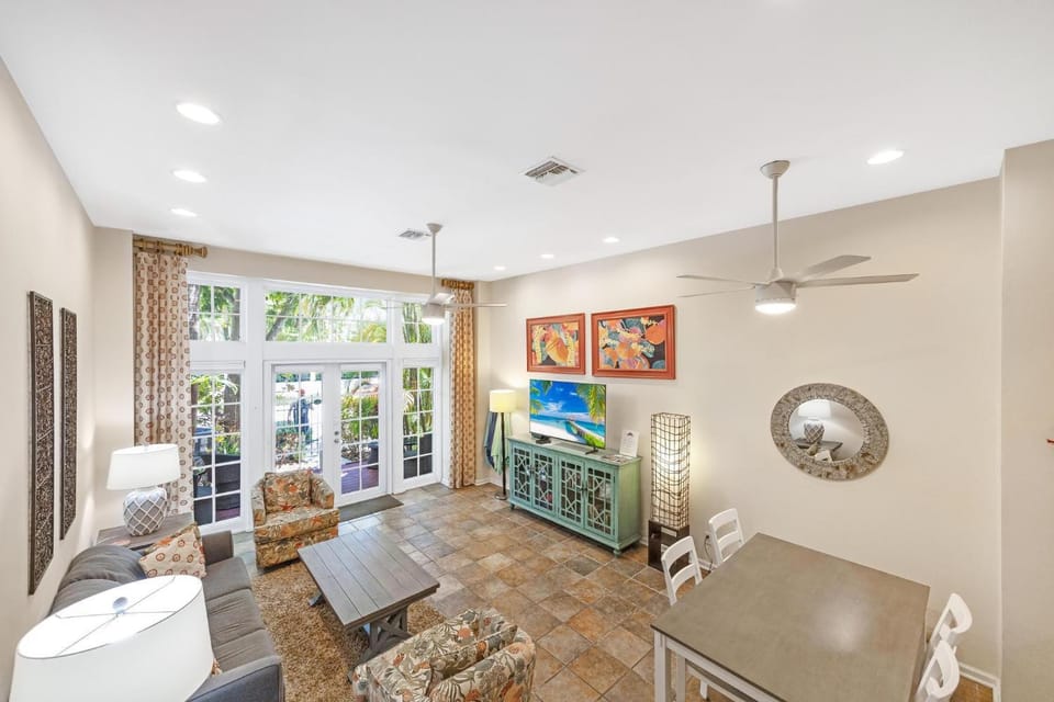 1 ISLAND TIME ESCAPE House in Key West