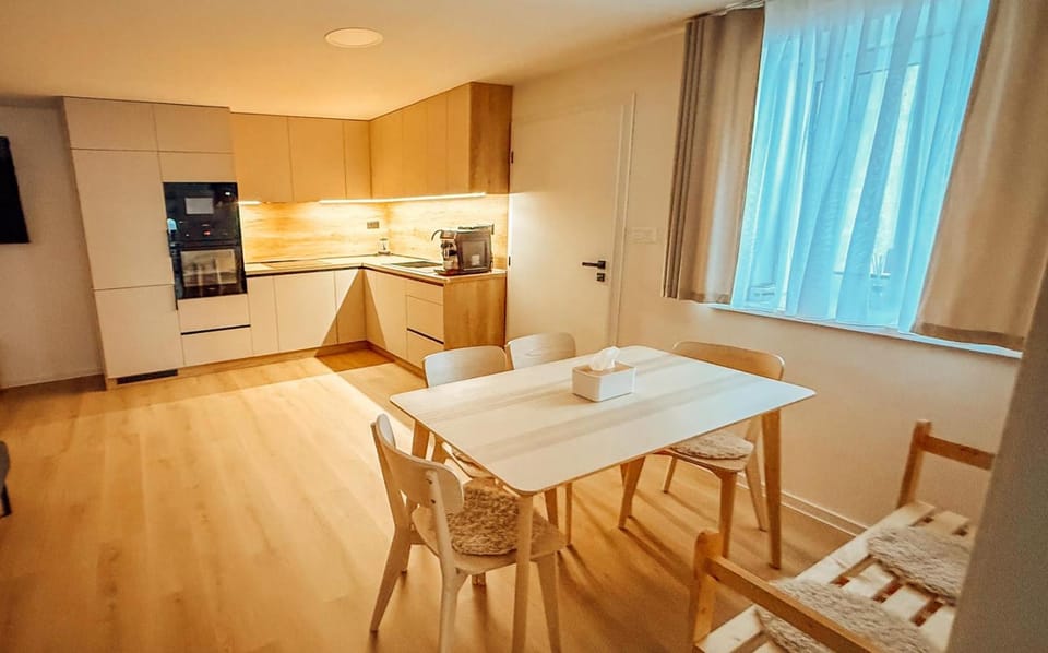 Living room, Dining area, dishwasher, oven, stove