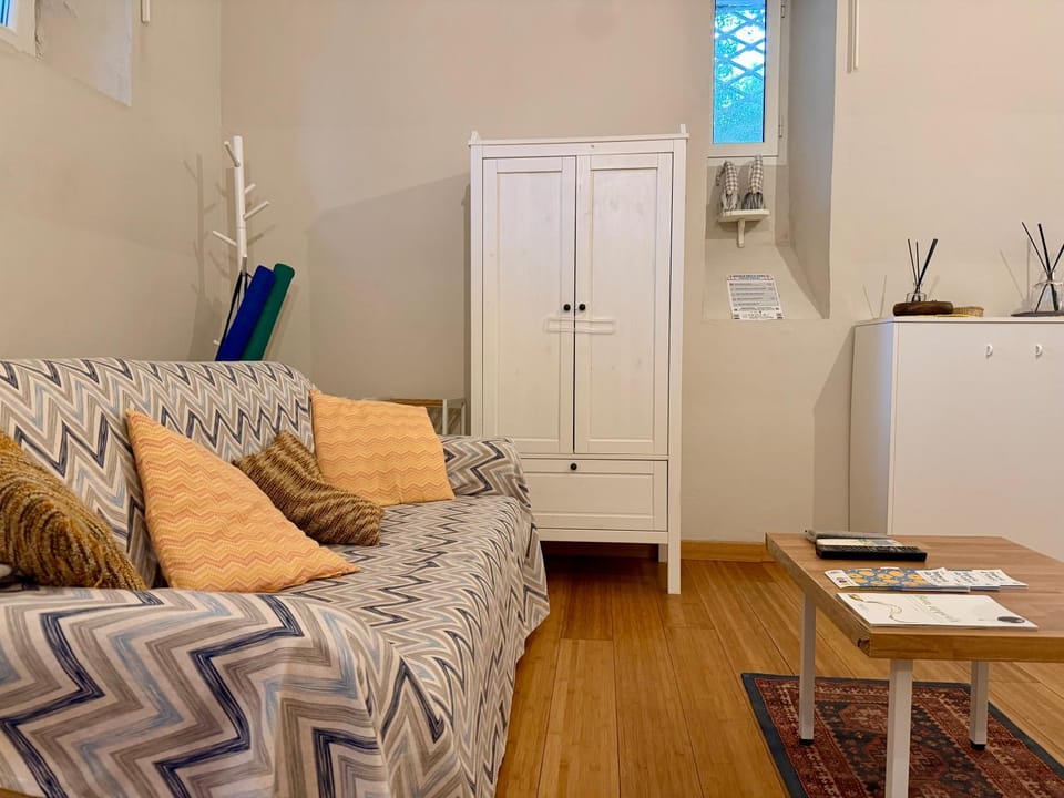HOST4U - Cozy Loft at Rambaldy's Castle in Imperia Apartment in Imperia