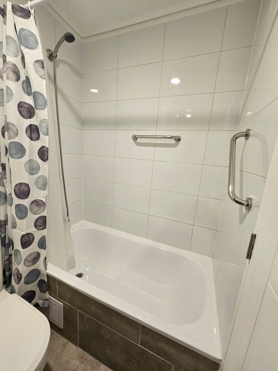 Shower, Bath