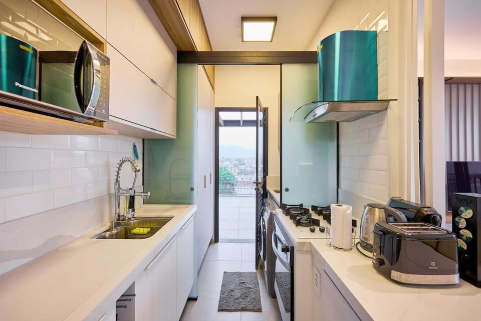 52 ITAJOBI - Vivian · Cobertura com 2 vagas | Roupas de cama | wi-fi| AC Apartment in Ubatuba