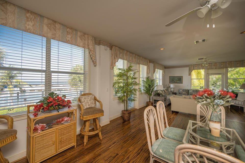 SALTWATER ANGLER House in Key West