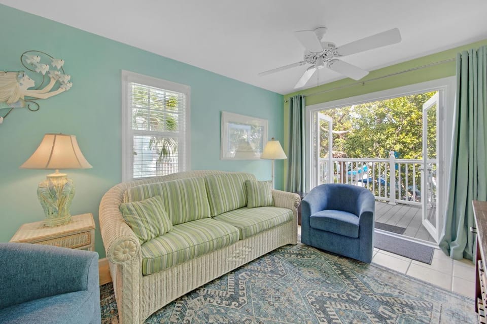 POOLSIDE HANGOVER House in Key West