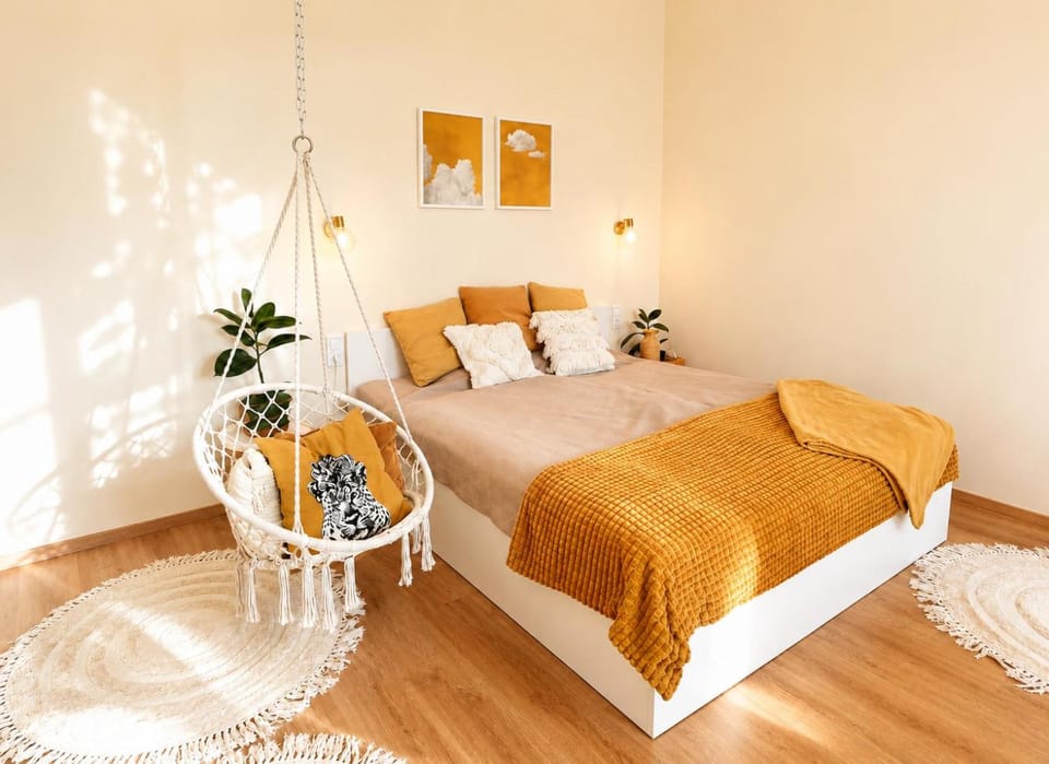 Bed, Bedroom