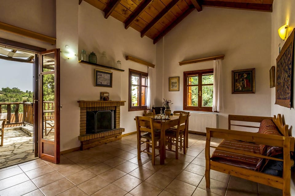 Manoli's House Country House in Crete