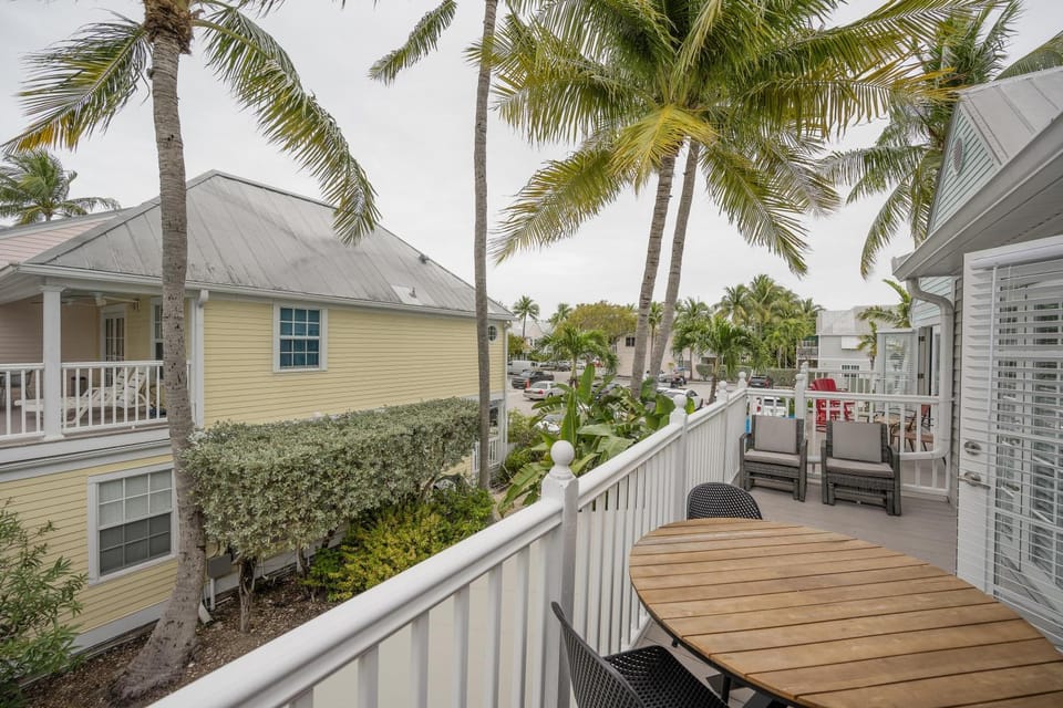 BEACHY KEEN Apartment in Key West