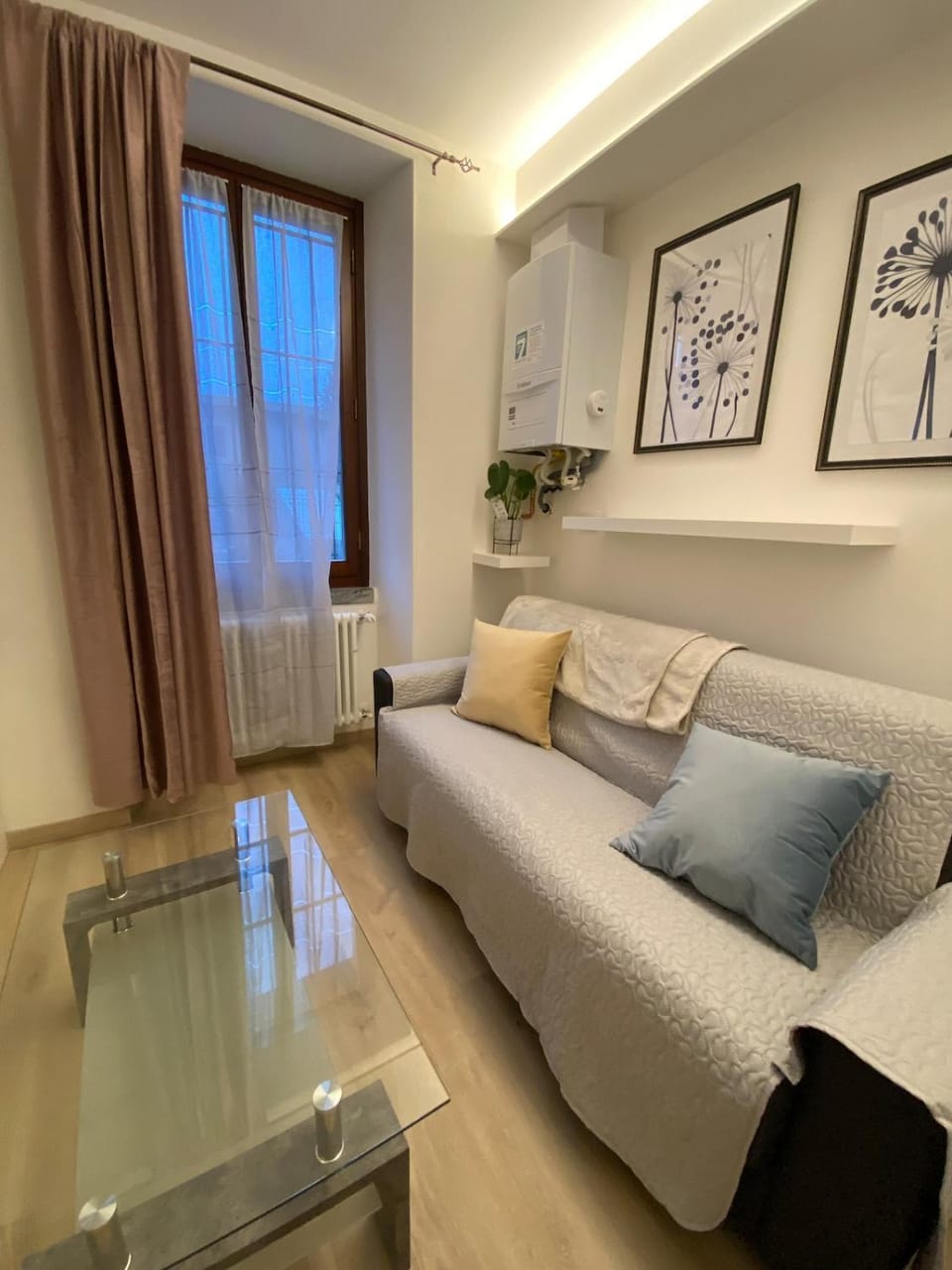 Casa FATA MELANIA-free parking-self check in Apartment in Lombardy