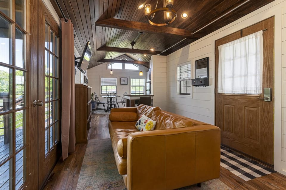 Cozy Lake of Egypt Cabin & Pond Cabin in Marion