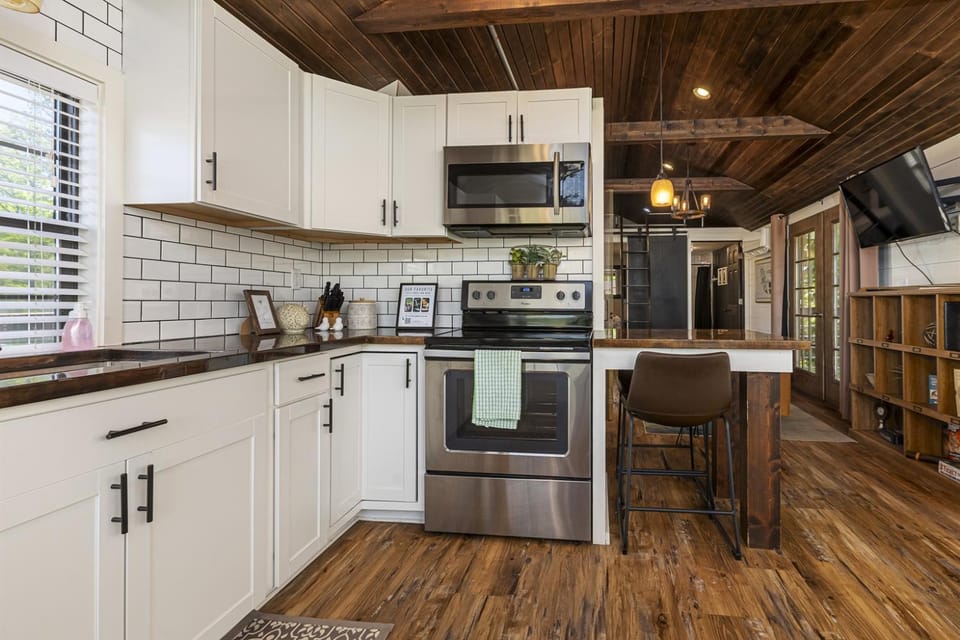 Cozy Lake of Egypt Cabin & Pond Cabin in Marion