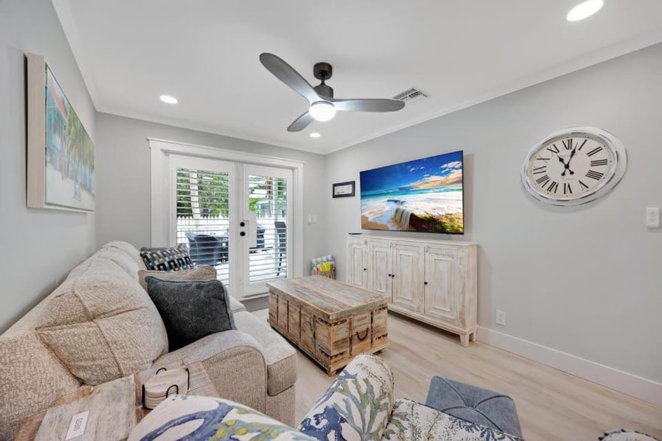 A BEACHY VIEW House in Key West