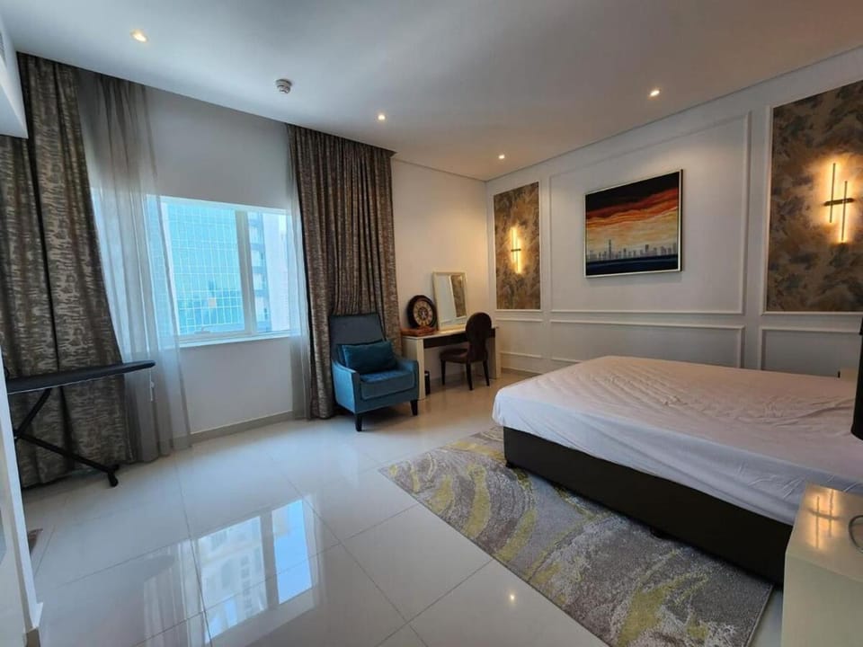Golden Grove 1 Bhk Bays Edge 1 Business bay Apartment in Dubai