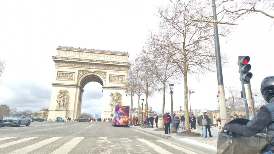 Gare Montparnasse 1mins,center, bd St Germain, 5mins Eiffel tour ,Notre Dame of Paris ,quartier Latin,amusing place Vacation rental in Paris