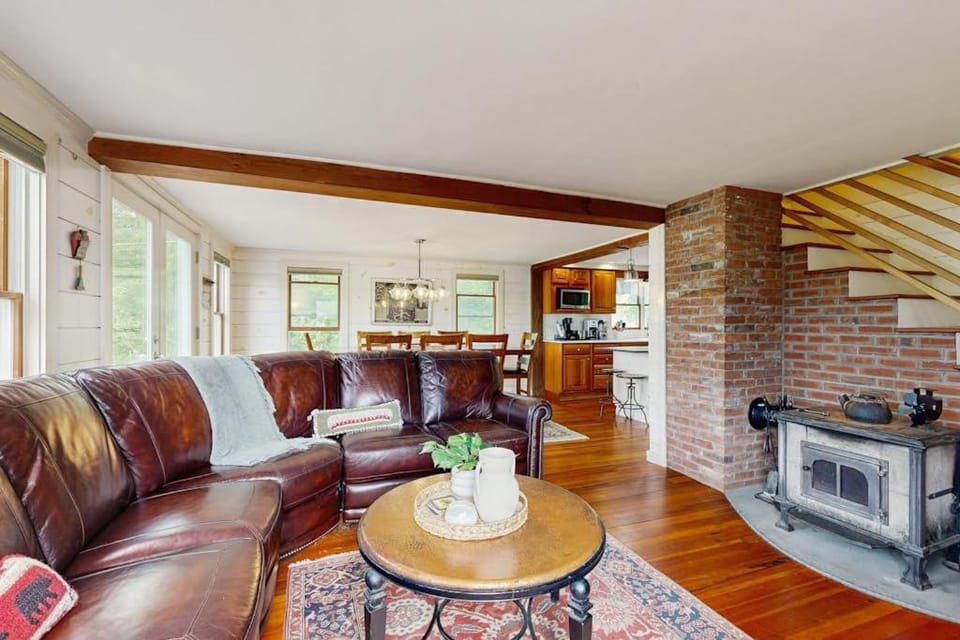 High Street Retreat House in Cavendish
