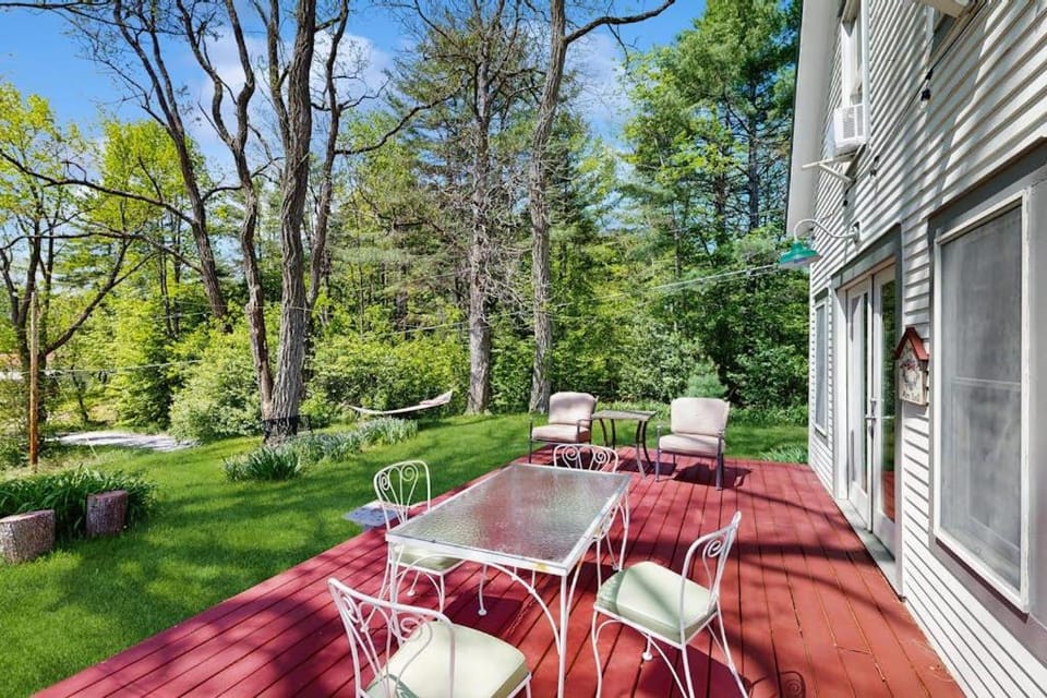 High Street Retreat House in Cavendish