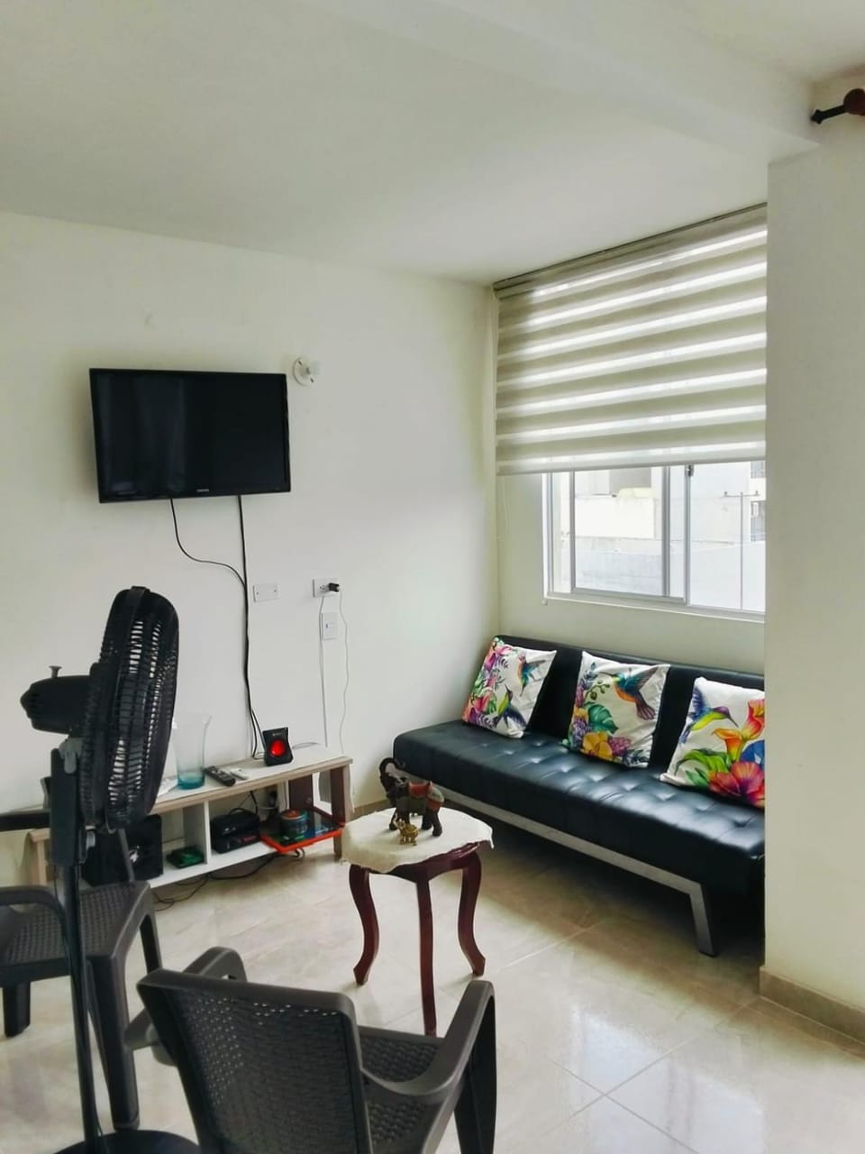Communal lounge/ TV room, TV and multimedia, Seating area