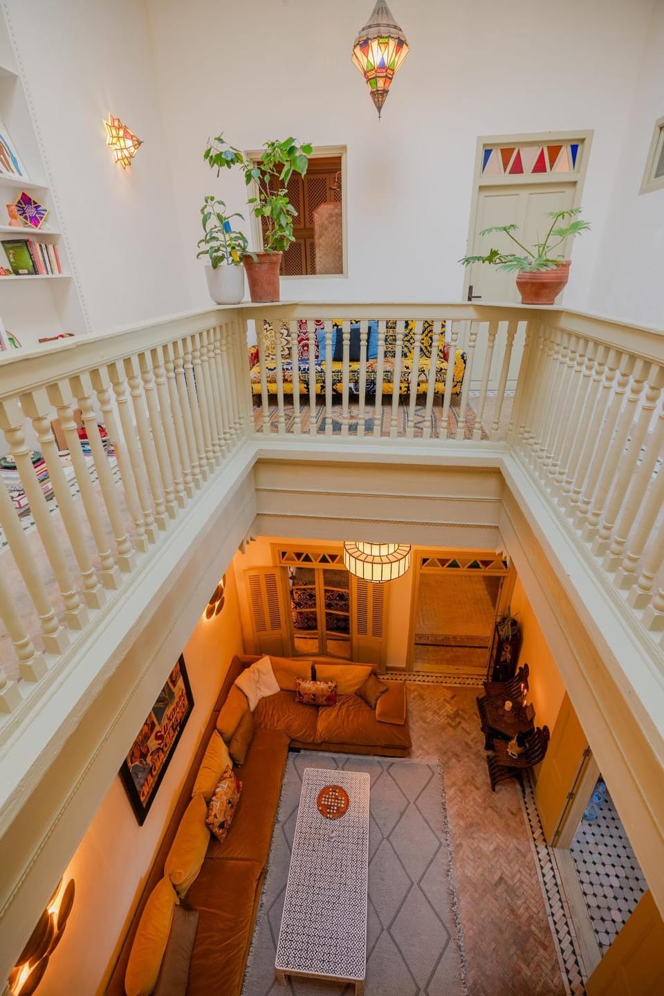 Living room, Inner courtyard view