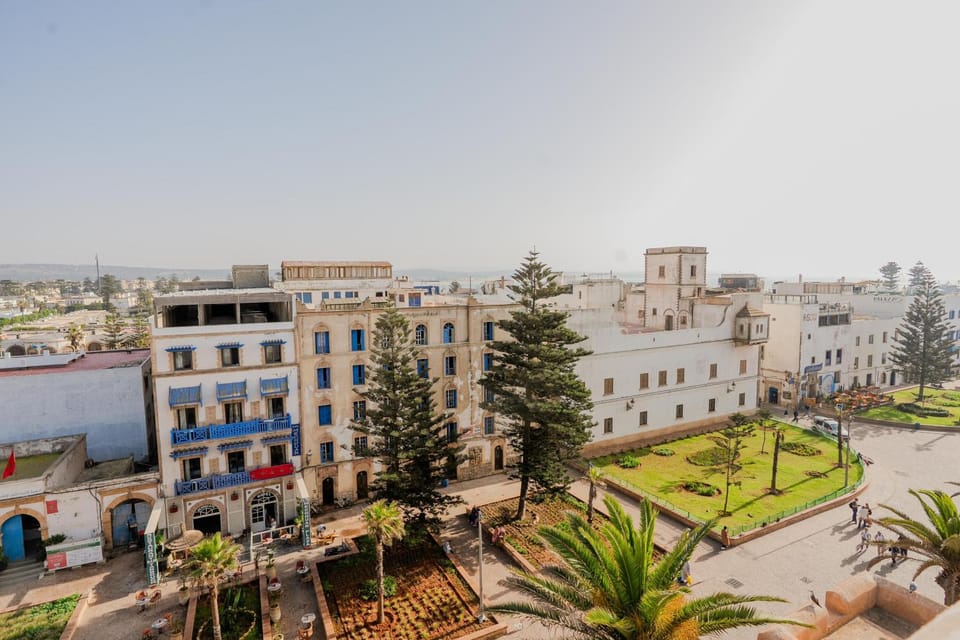 Balcony/Terrace, City view, Street view