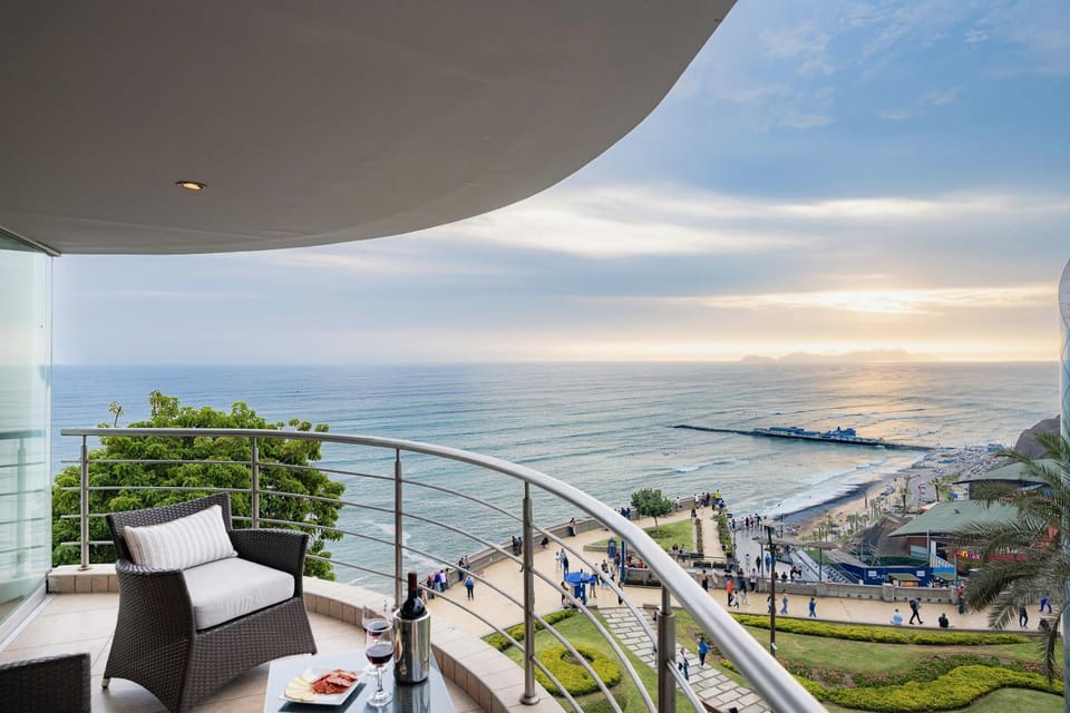 View (from property/room), Balcony/Terrace, Sea view