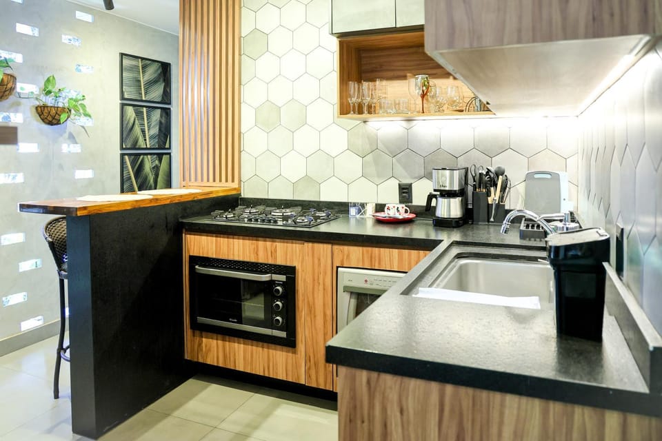 Coffee/tea facilities, Kitchen or kitchenette, dishwasher, oven, pet friendly, stove
