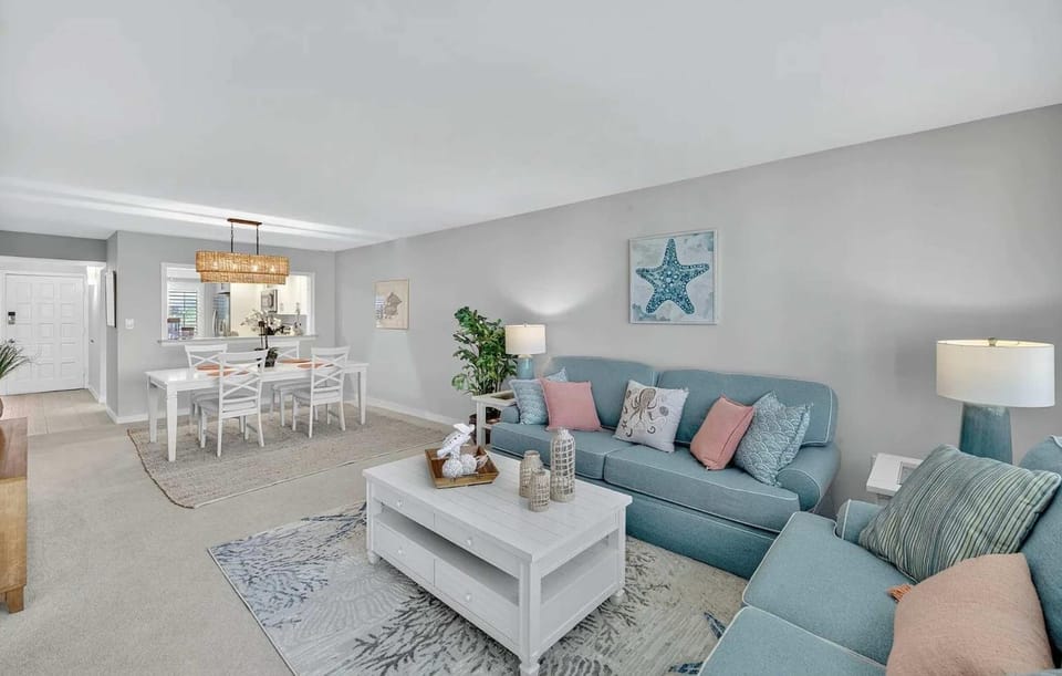Loggerhead 363- Gorgeous Oceanfront Residence House in Sanibel Island