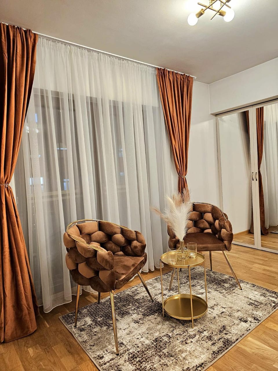 The Solstice Nest - City Center Apartment in Cluj-Napoca