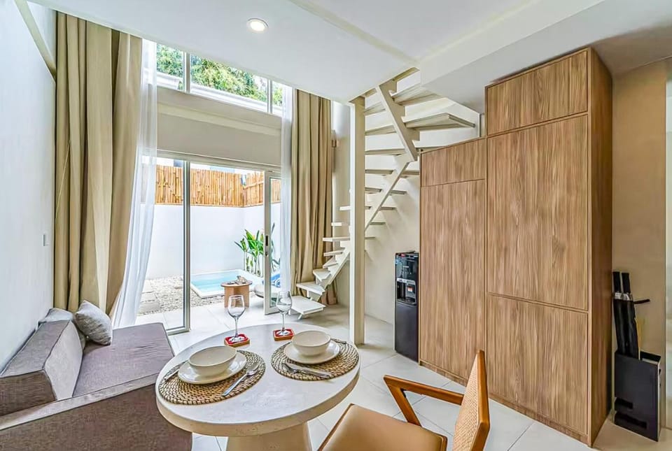 Living room, Seating area, Dining area, wardrobe