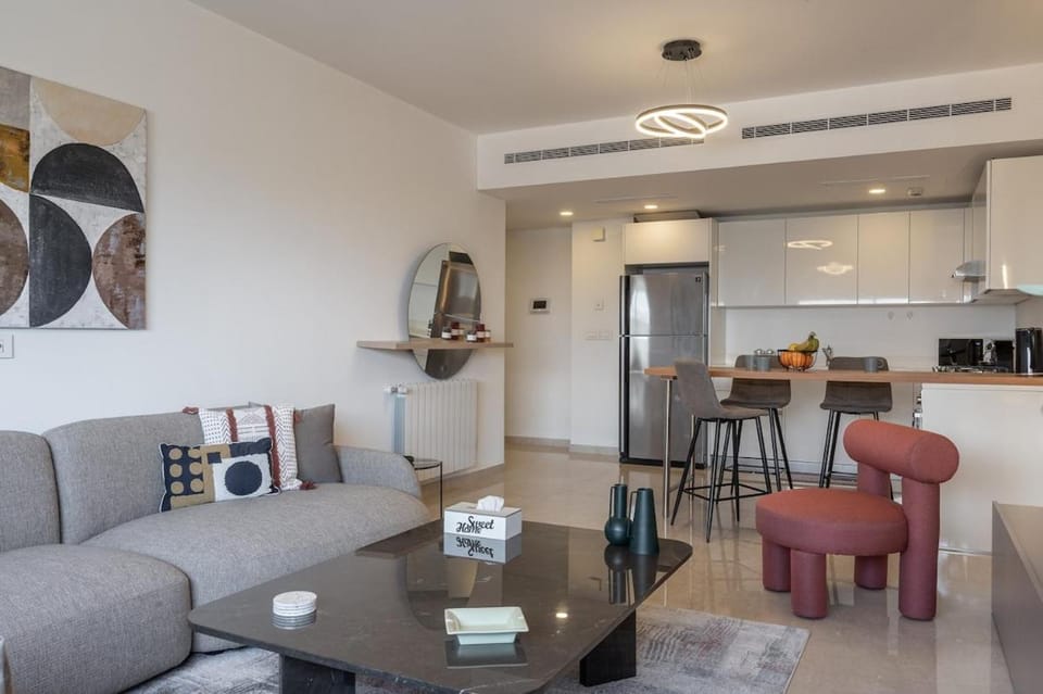Beautiful 2 Bd Apartment in Aya Tower Apartment in Africa