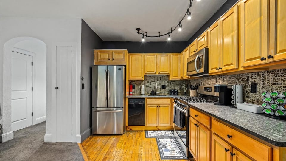 AC Retreat - Cozy 2BR by Tropicana & Beach Apartment in Atlantic City
