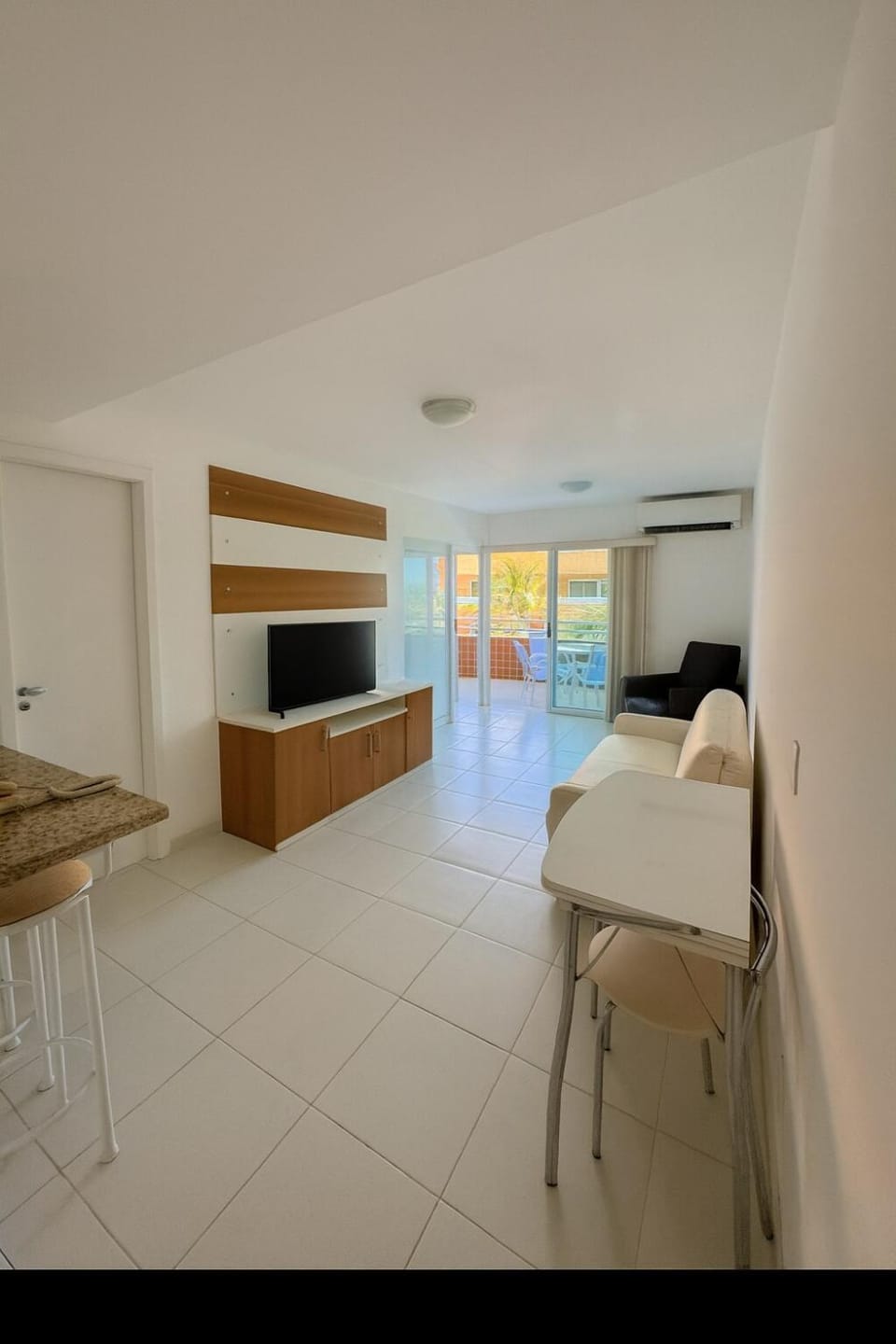 Oceanside Camboinhas Beachfront Apartment in Niterói