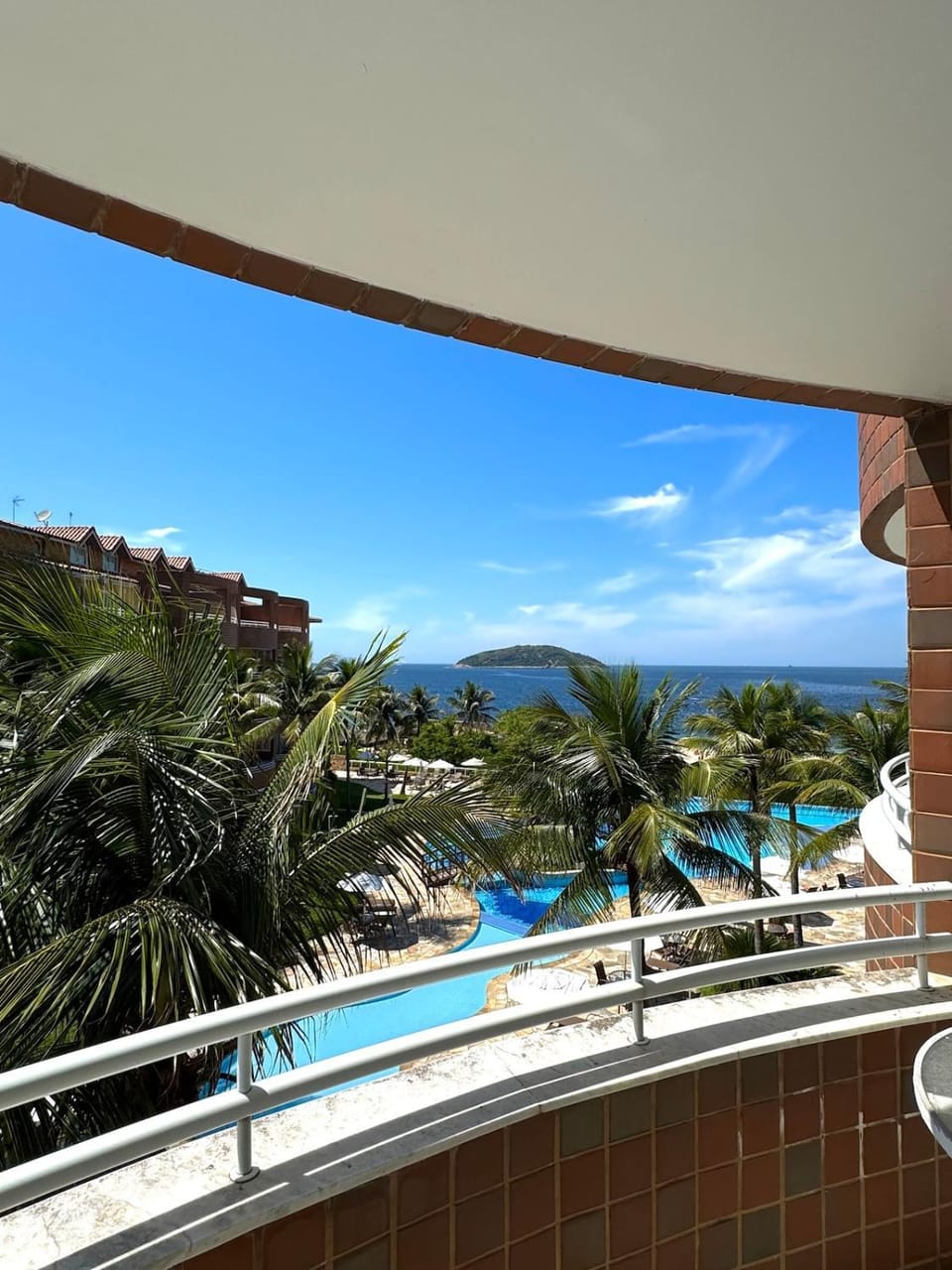Oceanside Camboinhas Beachfront Apartment in Niterói